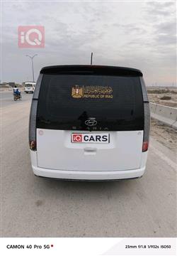 هيونداي ستاريا